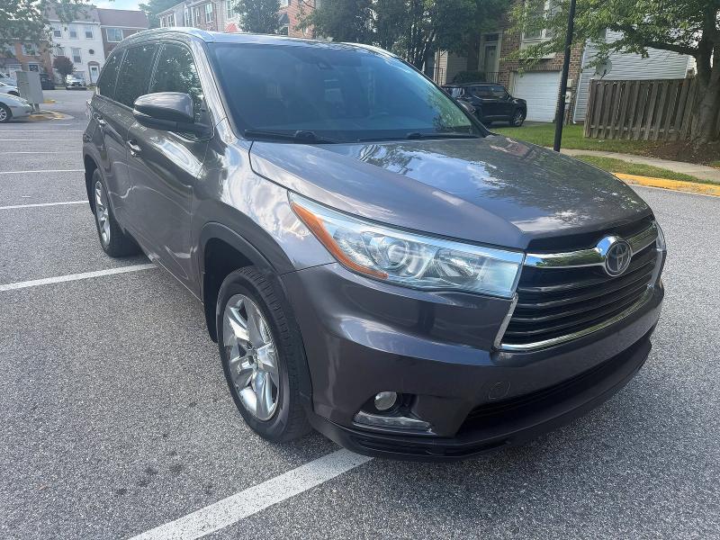 2015 Toyota Highlander VIN 5TDDKRFH6FS212064 — COPART salvage auction photo
