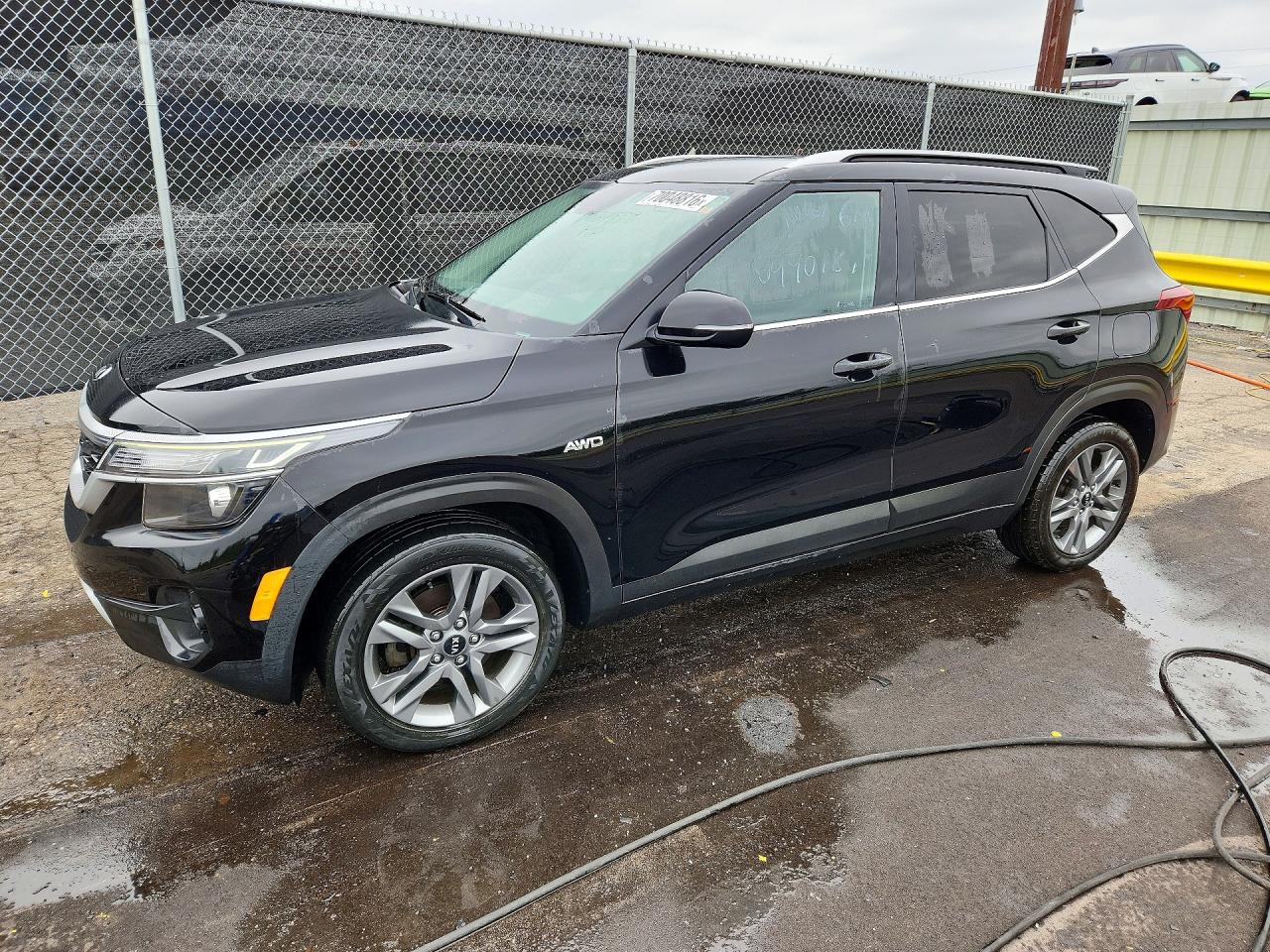 2021 Kia Seltos VIN KNDEUCAA3M7094018 — COPART salvage auction photo