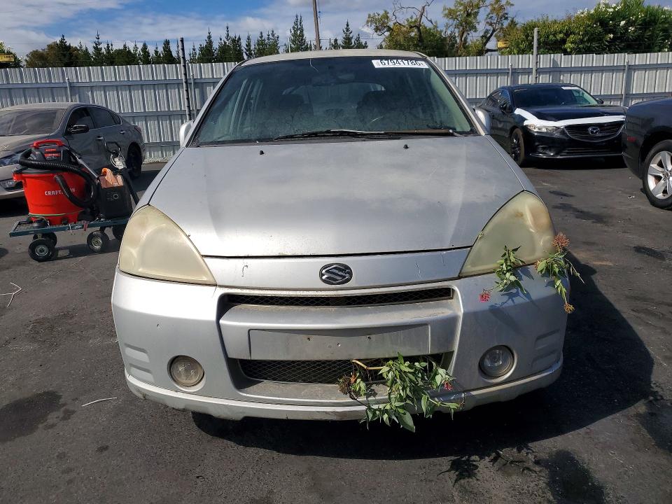 2004 Suzuki Aerio VIN JS2RC61H945255301 COPART salvage auction — MINOR DENT/SCRATCHES, Ca - Dis/Dlr/Exp App For Dup Clean, sold $50 on 2026-09-29 (photo 5)