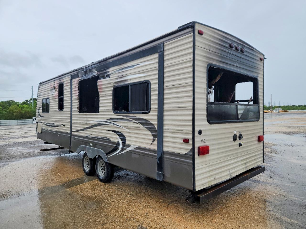 2016 Keystone Hideout VIN 4YDT26R23G7209410 COPART salvage auction — Burn Interior, LA - CERT OF TITLE-SALVAGE, sold $1,300 on 2026-09-18 (photo 3)