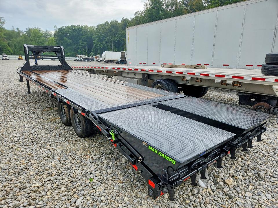 2026 Load trail Unknown VIN 4ZEGP3025T1384400 COPART salvage auction — NORMAL WEAR, TN - CERTIFICATE OF TITLE (P), sold $3,050 on 2026-09-16 (photo 2)