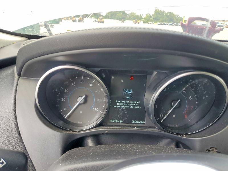 2020 Jaguar F-pace VIN SADCK2GX3LA635285 COPART salvage auction — MINOR DENT/SCRATCHES, Fl - Certificate Of Title, sold $5,800 on 2026-10-14 (photo 9)