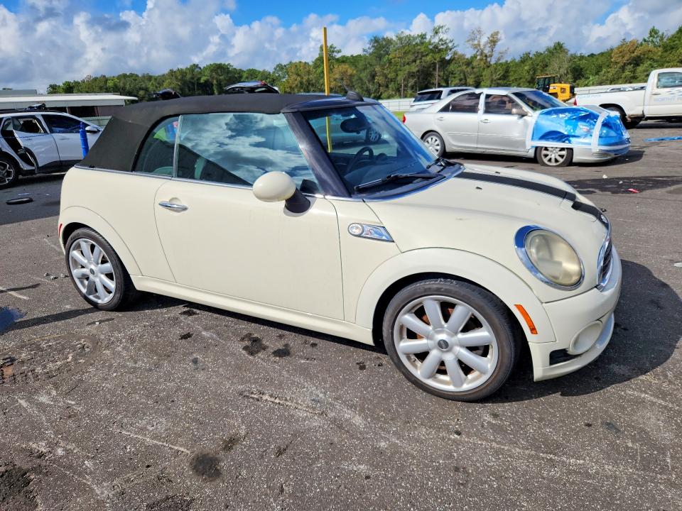 2010 Mini Cooper VIN WMWMS3C52ATY50651 COPART salvage auction — MINOR DENT/SCRATCHES, GA - CERTIFICATE OF TITLE, sold $2,150 on 2026-09-09 (photo 4)