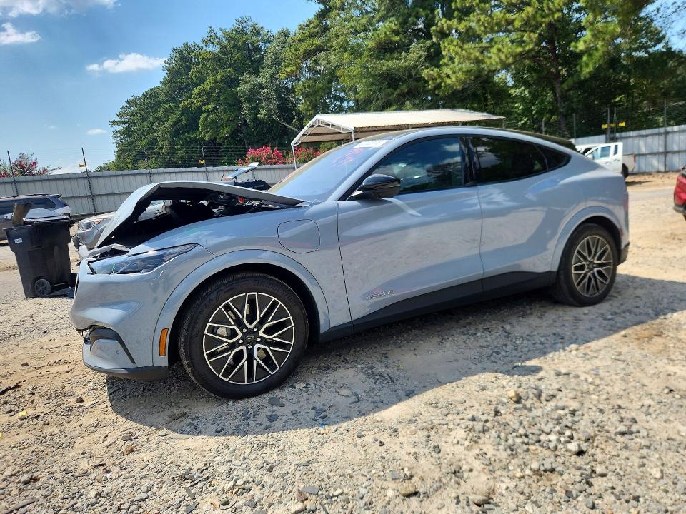 2025 Ford Mustang VIN 3FMTK3SU5SMA02640 COPART salvage auction — FRONT END, GA, sold $19,300 on 2026-10-16 (photo 1)