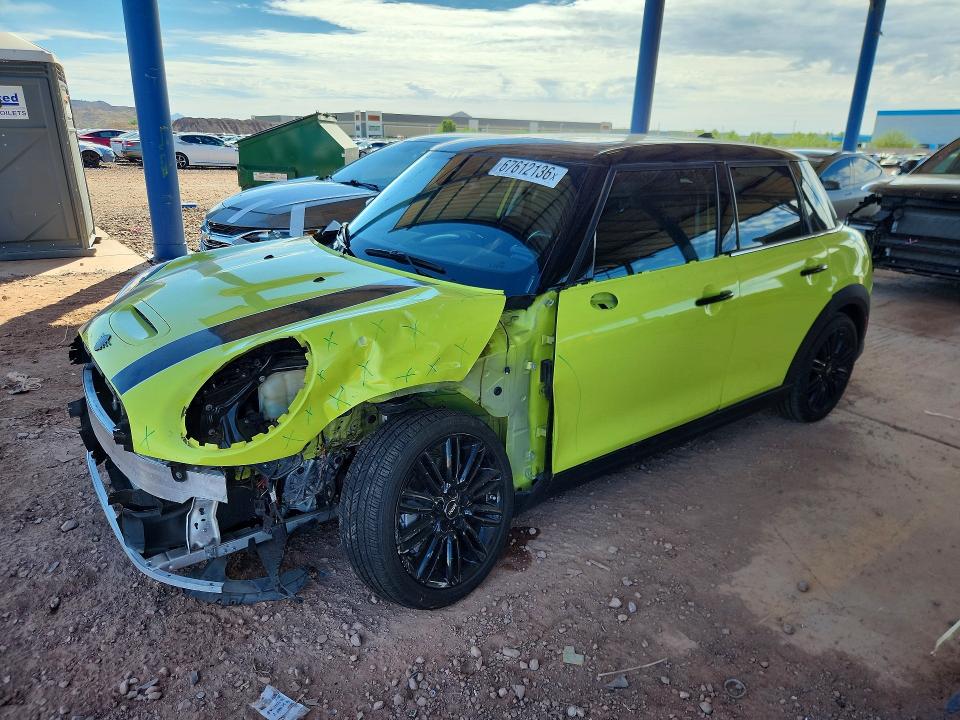 2024 Mini Cooper VIN WMW53DK03R2V55850 — COPART salvage auction photo