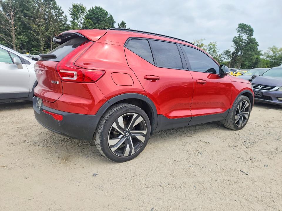 2025 Volvo Xc40 VIN YV4L12UC6S2463159 COPART salvage auction — NORMAL WEAR, VA - CERTIFICATE OF TITLE (P), sold $23,500 on 2026-09-24 (photo 3)