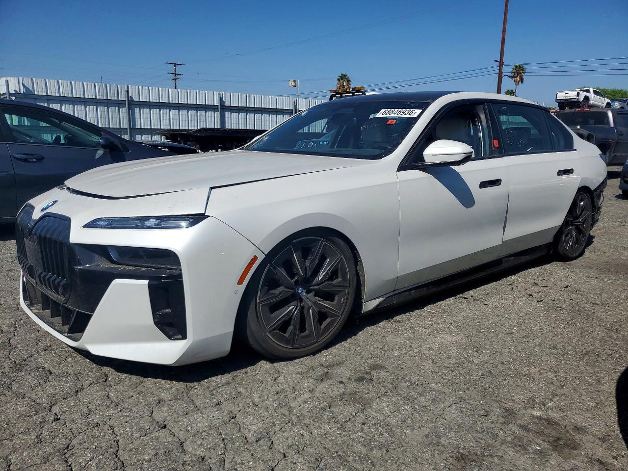 2023 BMW i7 VIN WBY53EJ03PCM73665 — COPART salvage auction photo