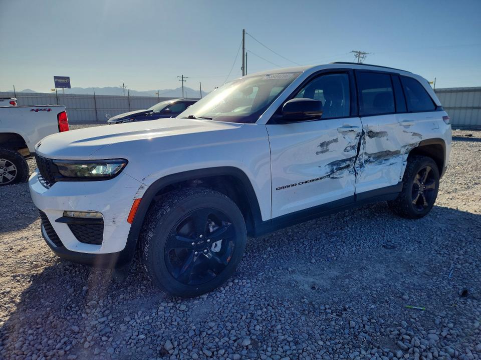 2023 Jeep Cherokee VIN 1C4RJHBG7PC541052 — COPART salvage auction photo