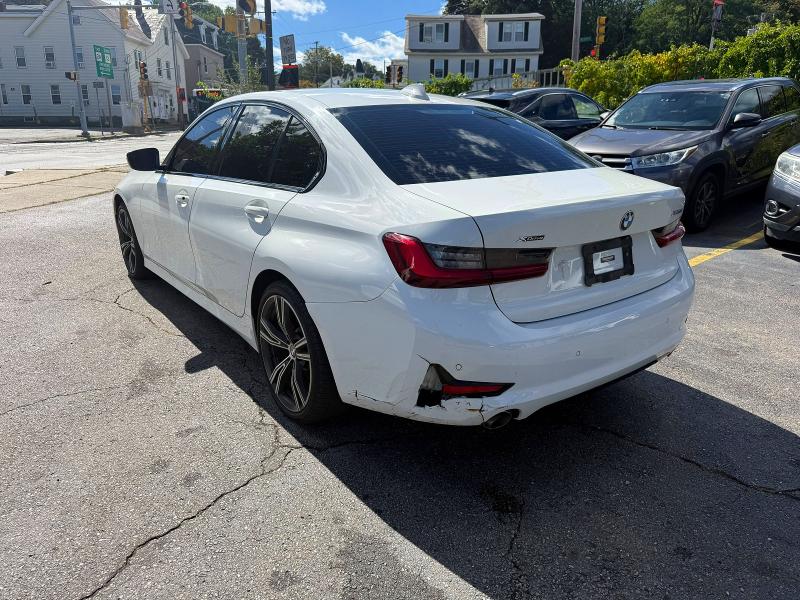 2022 BMW 3er VIN 3MW5R7J04N8C65534 COPART salvage auction — MINOR DENT/SCRATCHES, Ct - Certificate Of Title (P), sold $18,700 on 2026-09-30 (photo 2)