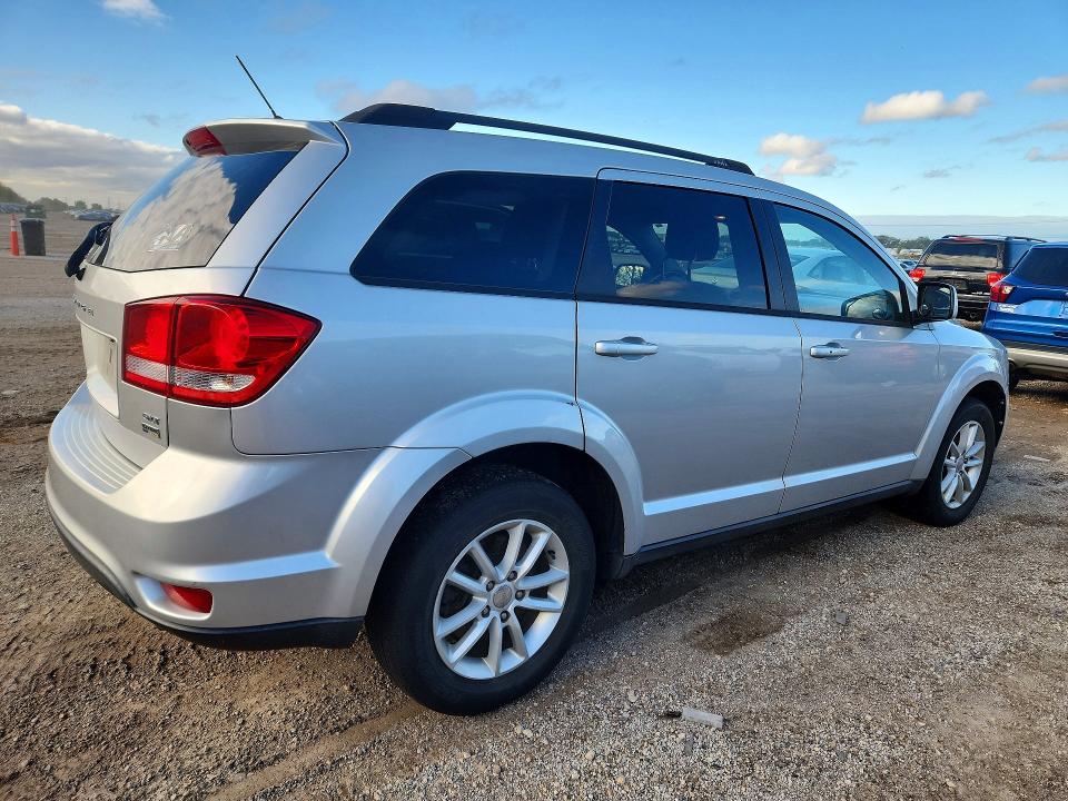 2013 Dodge Journey VIN 3C4PDCBG0DT636974 COPART salvage auction — MINOR DENT/SCRATCHES, Salvage Title, sold $0 on 2026-10-03 (photo 3)