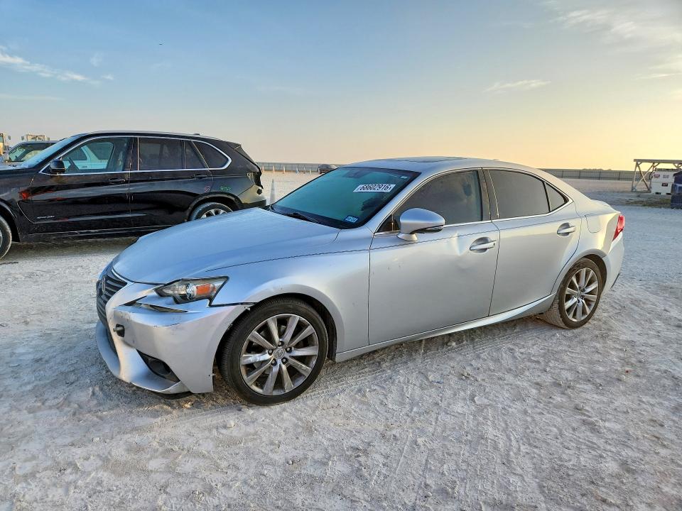 2014 Lexus Is VIN JTHBF1D28E5042126 COPART salvage auction — MINOR DENT/SCRATCHES, TX - CERTIFICATE OF TITLE (P), sold $5,500 on 2026-10-15 (photo 1)