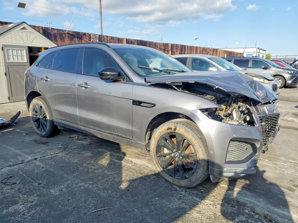 2024 Jaguar F-pace VIN SADCT2EX2RA733037 COPART salvage auction — FRONT END, CA, sold $275 on 2026-10-07 (photo 4)