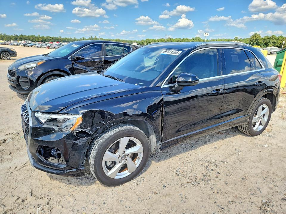 2020 Audi Q3 VIN WA1AECF35L1047266 COPART salvage auction — FRONT END, Tx - Certificate Of Title, sold $8,400 on 2026-10-09 (photo 1)