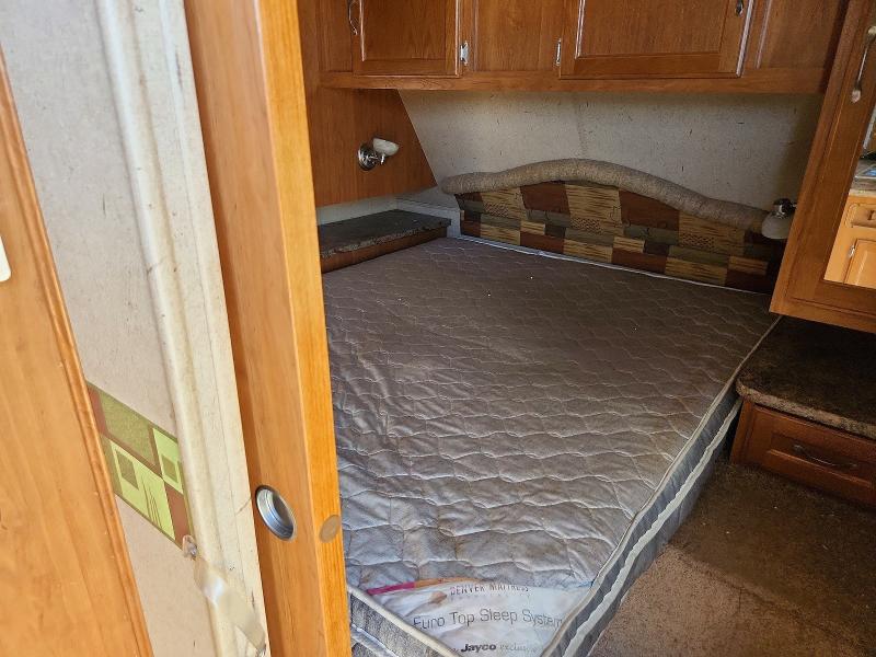 2009 Cross roads Unknown VIN 4V0TC32239B014373 COPART salvage auction — NORMAL WEAR, AB - BOS - ACTIVE, sold $2,450 on 2026-09-24 (photo 5)