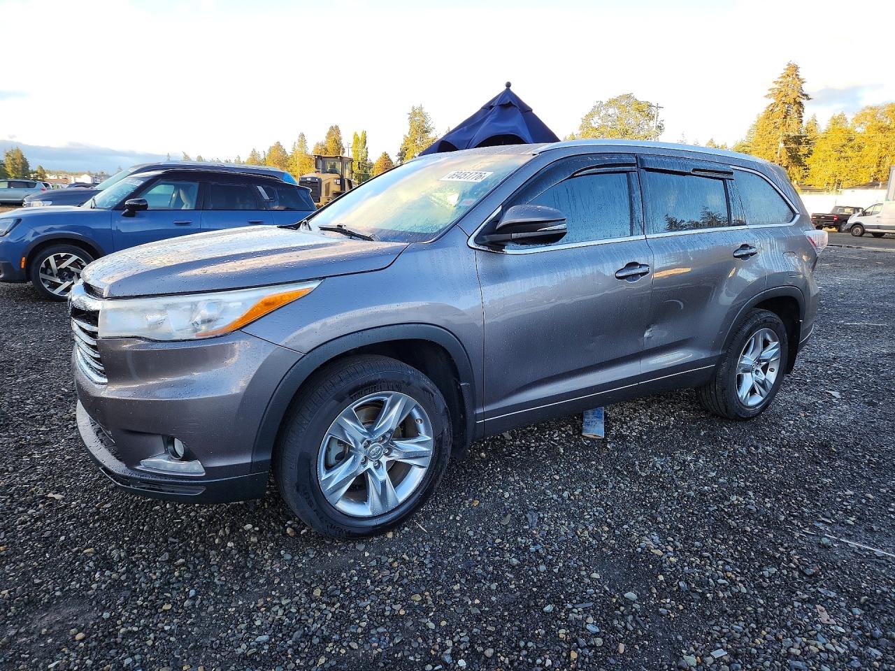 2015 Toyota Highlander VIN 5TDDKRFH9FS178184 — COPART salvage auction photo