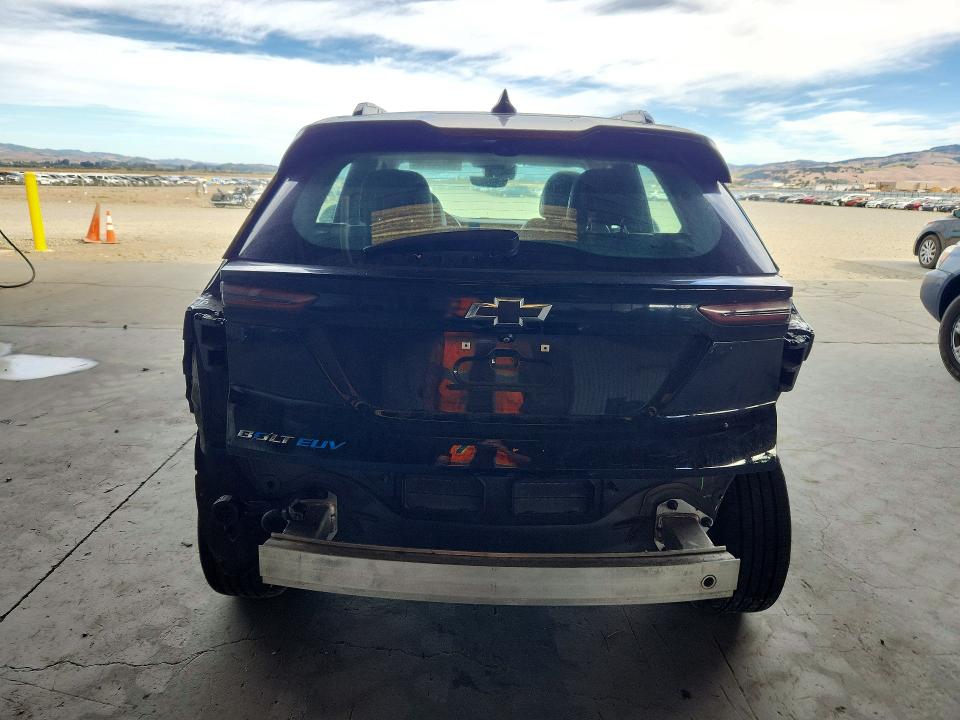 2022 Chevrolet Bolt euv VIN 1G1FZ6S00N4110765 COPART salvage auction — REAR END, Ca - Salvage Certificate, sold $8,600 on 2026-10-01 (photo 6)
