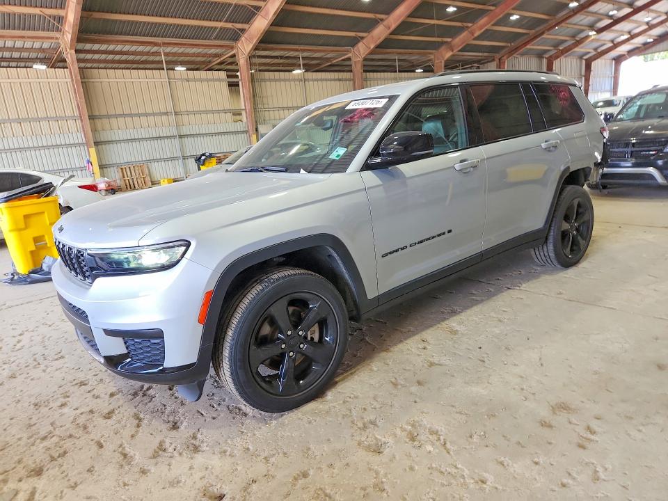 2023 Jeep Grand cherokee VIN 1C4RJJAG9P8742995 — COPART salvage auction photo