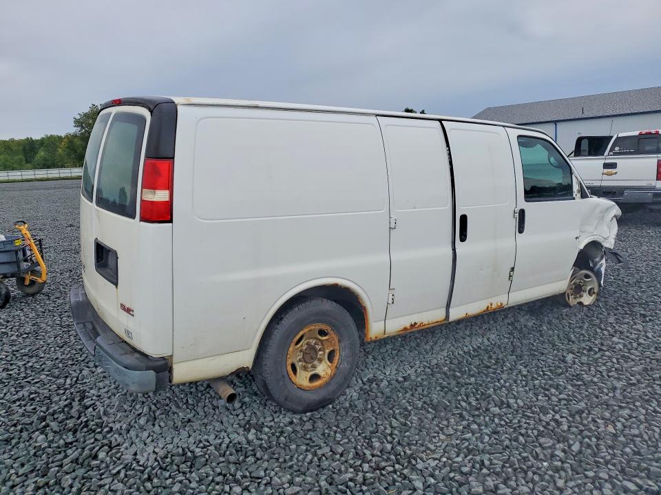 2015 Gmc Savana VIN 1GTW7FCF0F1277193 COPART salvage auction — FRONT END, ST, sold $575 on 2026-10-07 (photo 3)