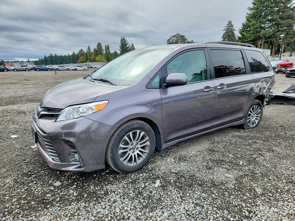 2020 Toyota Sienna VIN 5TDYZ3DC7LS078047 — COPART salvage auction photo