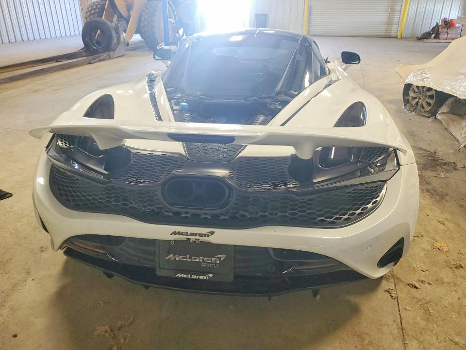 2026 Mclaren 750s VIN SBM14ACA2TW010184 COPART salvage auction — FRONT END, WA, sold $143,000 on 2026-10-12 (photo 6)