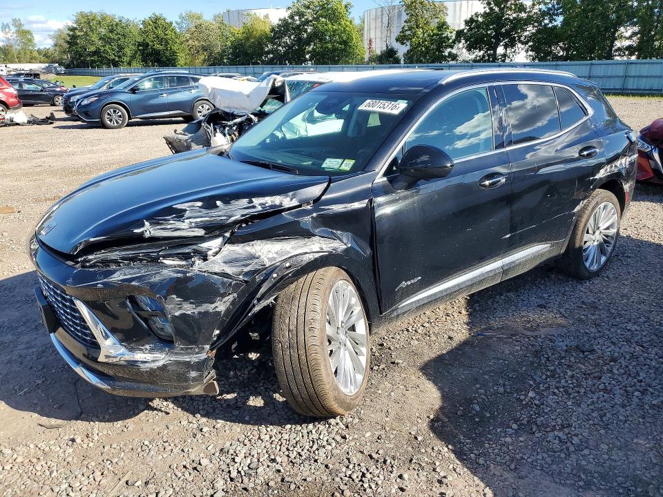 2025 Buick Envision VIN LRBFZME40SD033934 COPART salvage auction — FRONT END, Salvage Title, sold $8,800 on 2026-10-14 (photo 1)