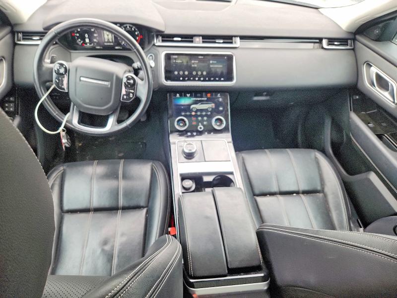 2018 Land Rover Range Rover Velar VIN SALYB2RX5JA723579 COPART salvage auction — NORMAL WEAR, Va - Dealer Only Clean Title (P), sold $1,550 on 2026-10-06 (photo 8)