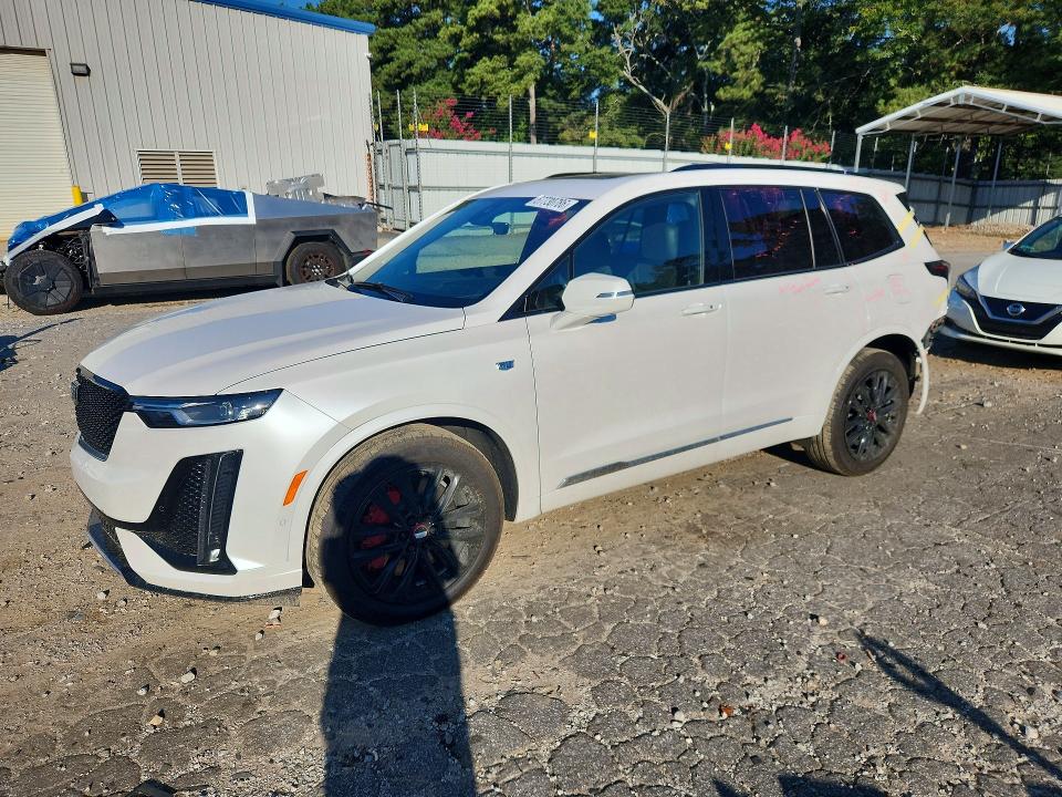 2025 Cadillac XT6 VIN 1GYKPGRS8SZ132322 — COPART salvage auction photo