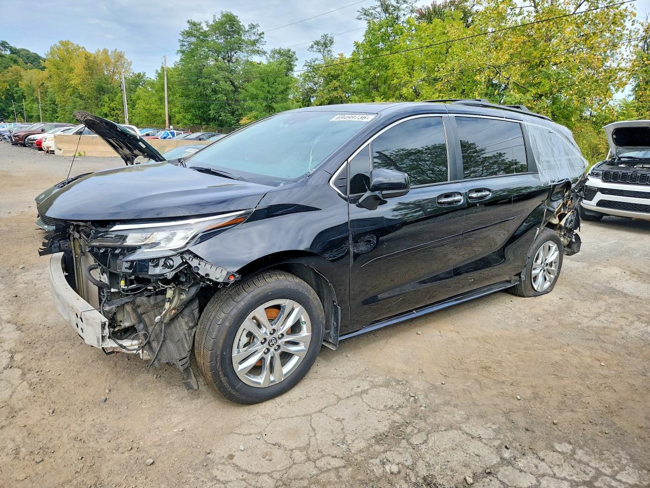 2023 Toyota Sienna VIN 5TDCSKFC6PS106268 — COPART salvage auction photo