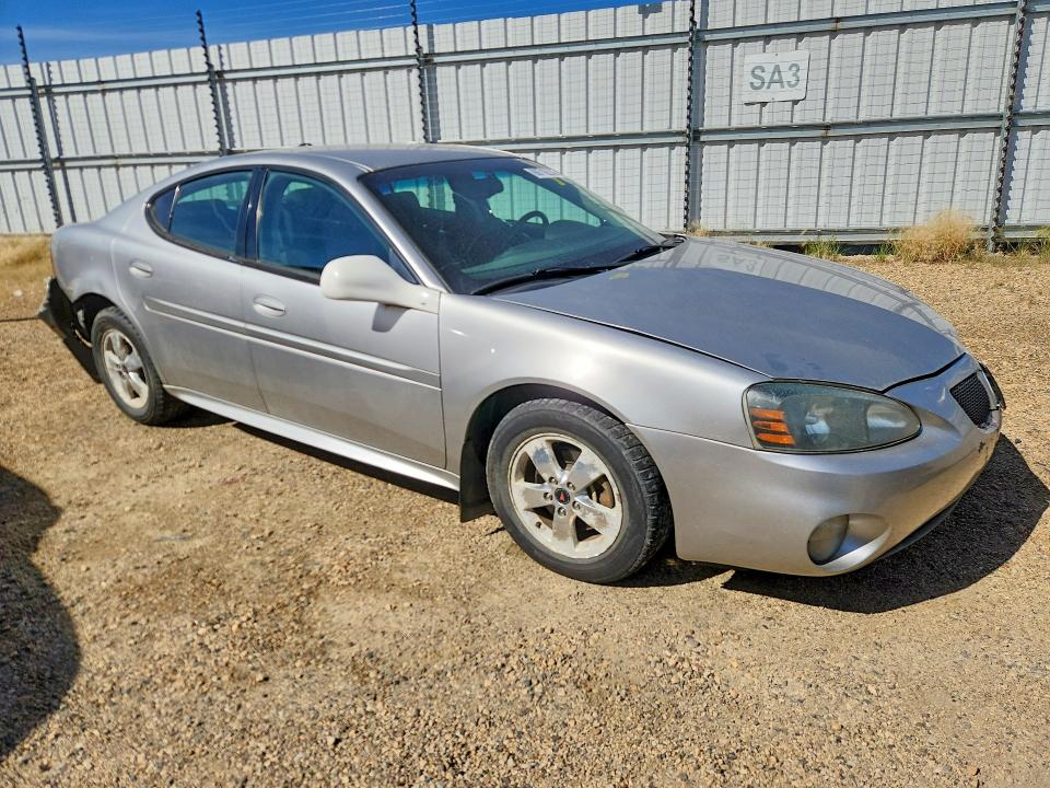 2006 Pontiac Grand prix VIN 2G2WP552561176136 COPART salvage auction — REAR END, AB - BOS - NONREPAIRABLE, sold $100 on 2026-09-24 (photo 4)