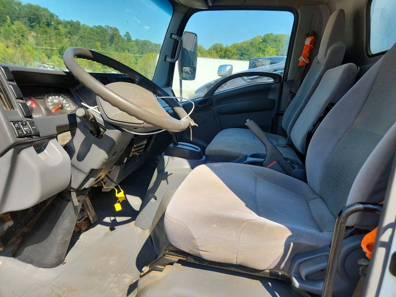 2019 Isuzu Npr hd VIN 54DC4W1B4KS803496 COPART salvage auction — MINOR DENT/SCRATCHES, WV - CERTIFICATE OF TITLE (P), sold $11,900 on 2026-10-12 (photo 7)
