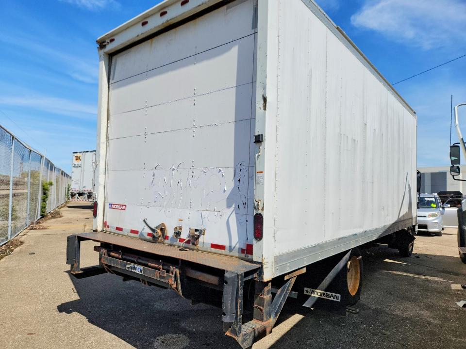 2017 Isuzu Npr Hd VIN 54DC4W1B5HS808697 COPART salvage auction — ALL OVER, WV - CERTIFICATE OF TITLE (P), sold $6,500 on 2026-10-05 (photo 3)