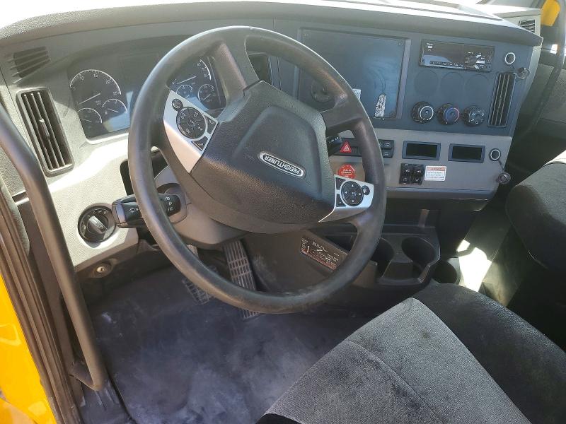 2022 Freightliner Cascadia 126 VIN 3AKBHKDV1NSMZ3306 COPART salvage auction — FRONT END, CA - SALVAGE CERTIFICATE, sold $200 on 2026-10-08 (photo 8)