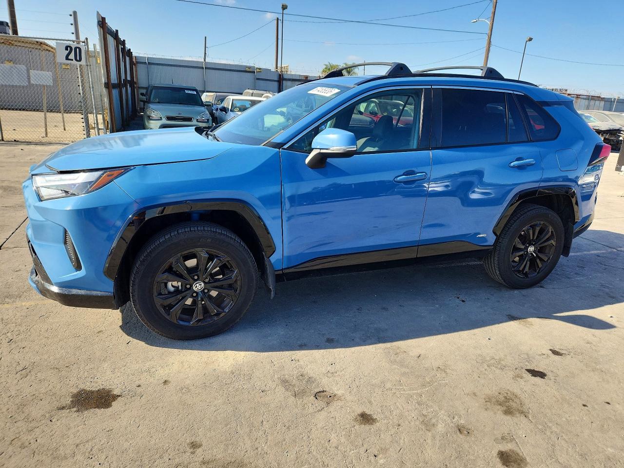 2022 Toyota RAV4 VIN JTM16RFV4ND524908 — COPART salvage auction photo
