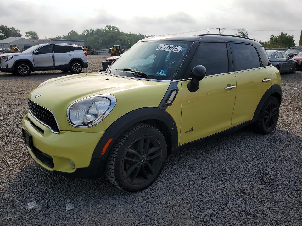 2012 Mini Cooper VIN WMWZC5C56CWM13199 COPART salvage auction — MINOR DENT/SCRATCHES, NJ - CERTIFICATE OF TITLE, sold $400 on 2026-09-04 (photo 1)