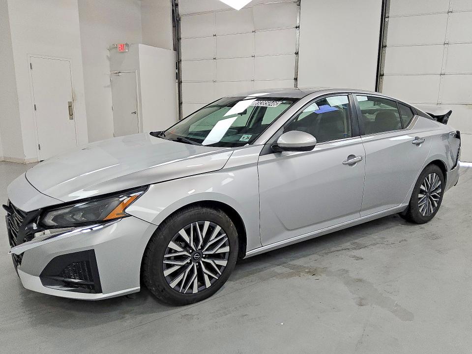2023 Nissan Altima VIN 1N4BL4DV2PN370267 — COPART salvage auction photo