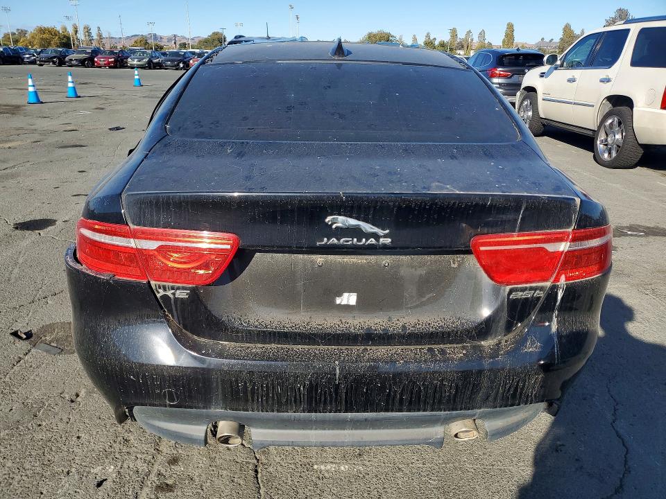 2018 Jaguar Xe VIN SAJAR4FX9JCP39245 COPART salvage auction — FRONT END, Ca - Dis/Dlr/Exp Lien Papers-Salv, sold $125 on 2026-09-11 (photo 6)