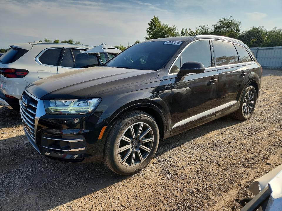 2017 Audi Q7 VIN WA1LAAF76HD035435 — COPART salvage auction photo