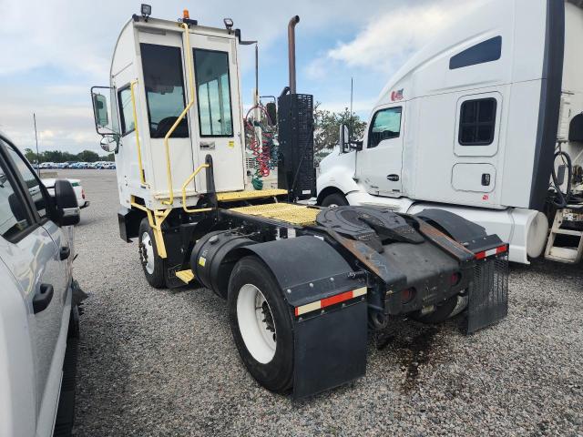 2019 Autocar Xspotter VIN 516H4GF29KH228439 COPART salvage auction — FRONT END, FL - CERTIFICATE OF TITLE (P), sold $3,300 on 2026-09-22 (photo 2)