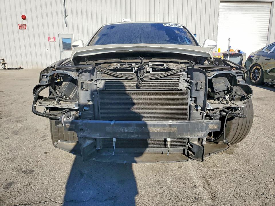 2018 Bentley Mulsanne VIN SCBBG7ZH2JC003796 COPART salvage auction — FRONT END, Ca - Dis/Dlr/Exp Only Clean Title (P), sold $68,000 on 2026-09-14 (photo 5)
