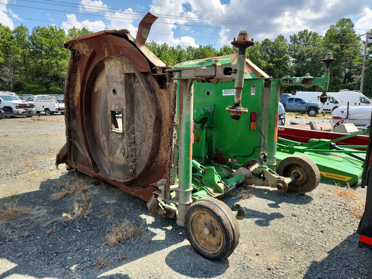 2025 VIN 1P0FC4RGLRF001086 COPART salvage auction — Side, Bs - Clean Title, sold $800 on 2026-09-25 (photo 3)