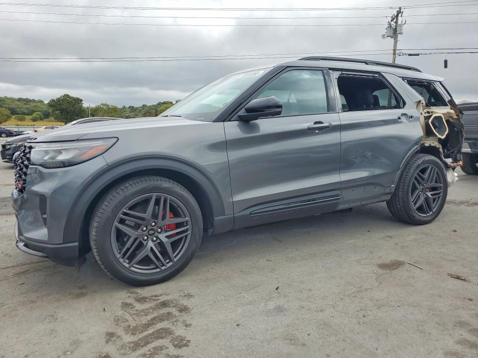2025 Ford Explorer VIN 1FMWK8GC8SGB56778 — COPART salvage auction photo