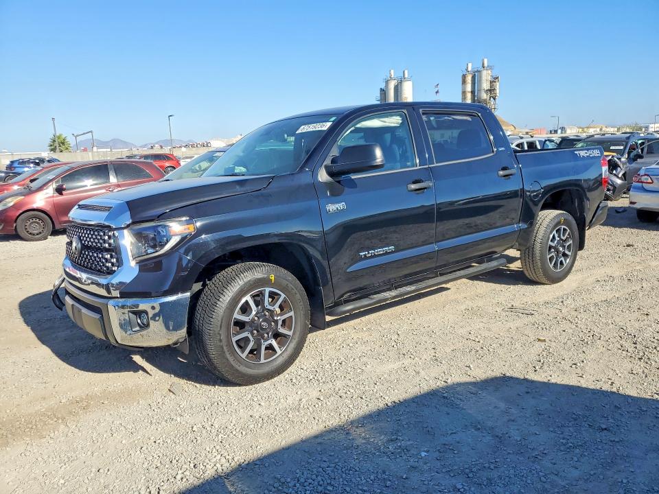 2020 Toyota Tundra VIN 5TFDY5F13LX907067 — COPART salvage auction photo
