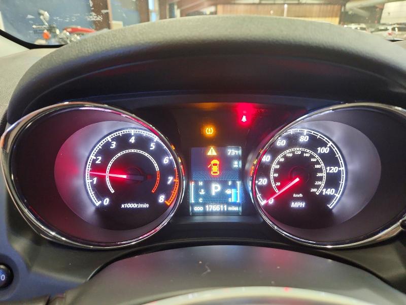 2015 Mitsubishi Outlander VIN 4A4AP4AU4FE047772 COPART salvage auction — MINOR DENT/SCRATCHES, Vt - Certificate Of Title, sold $1,900 on 2026-10-07 (photo 9)