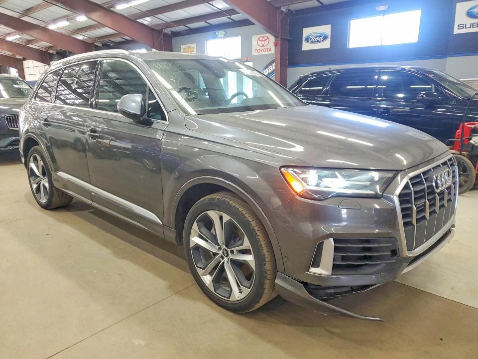2020 Audi Q7 VIN WA1LXAF76LD004841 COPART salvage auction — MINOR DENT/SCRATCHES, OH - CERTIFICATE OF TITLE (P), sold $14,500 on 2026-10-06 (photo 4)