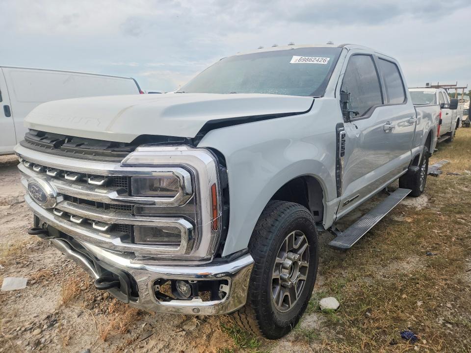 2025 Ford F-250 super duty VIN 1FT8W2BT7SEC18639 — COPART salvage auction photo