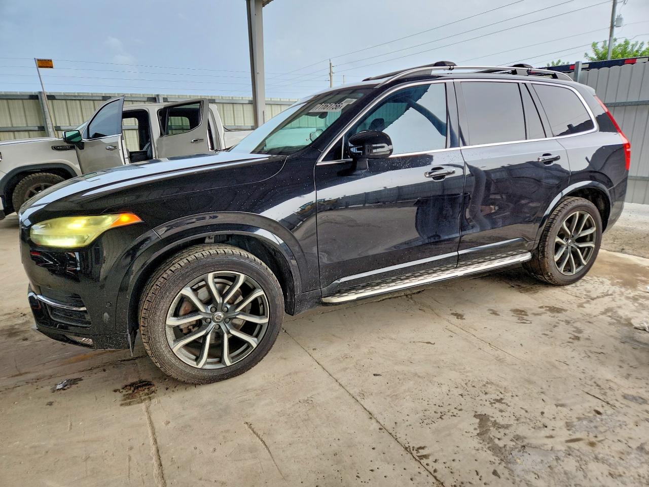 2016 Volvo XC90 VIN YV4A22PK1G1021541 COPART salvage auction — Minor Dent/Scratches, FL - DEALER ONLY CLEAN TITLE (P), sold $4,400 on 2026-10-21 (photo 1)