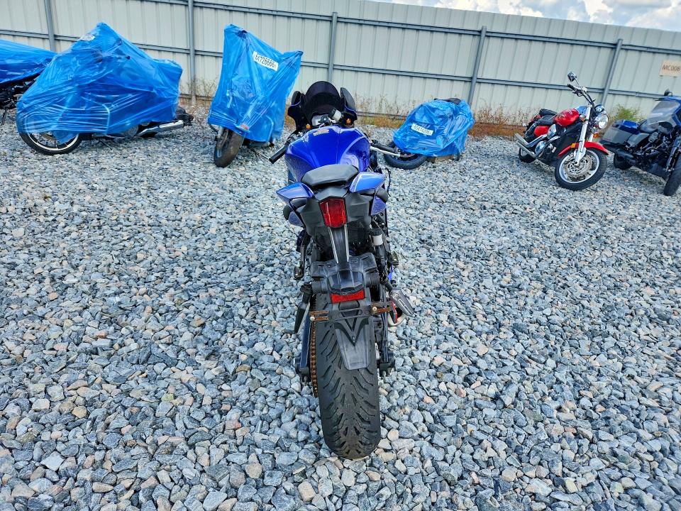 2025 Yamaha Yzfr7 VIN JYARM38E1SA015984 COPART salvage auction — ALL OVER, FL - CERTIFICATE OF TITLE (P), sold $4,000 on 2026-09-18 (photo 4)