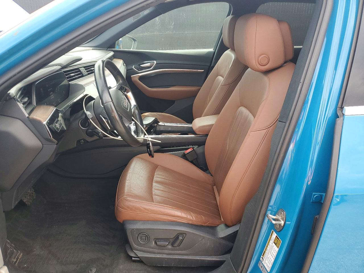 2019 Audi E-tron VIN WA1LABGE3KB012765 COPART salvage auction — Minor Dent/Scratches, FL - CERTIFICATE OF TITLE, sold $18,500 on 2026-09-17 (photo 7)