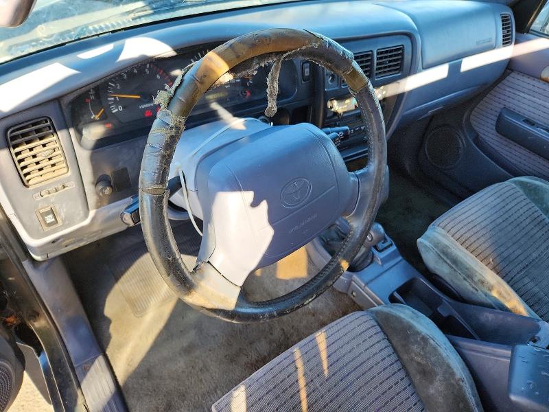 1998 Toyt Tacoma VIN 4TAWN74N3WZ132695 COPART salvage auction — REAR END, CA - DIS/DLR/EXP ONLY CLEAN TITLE, sold $425 on 2026-09-08 (photo 8)