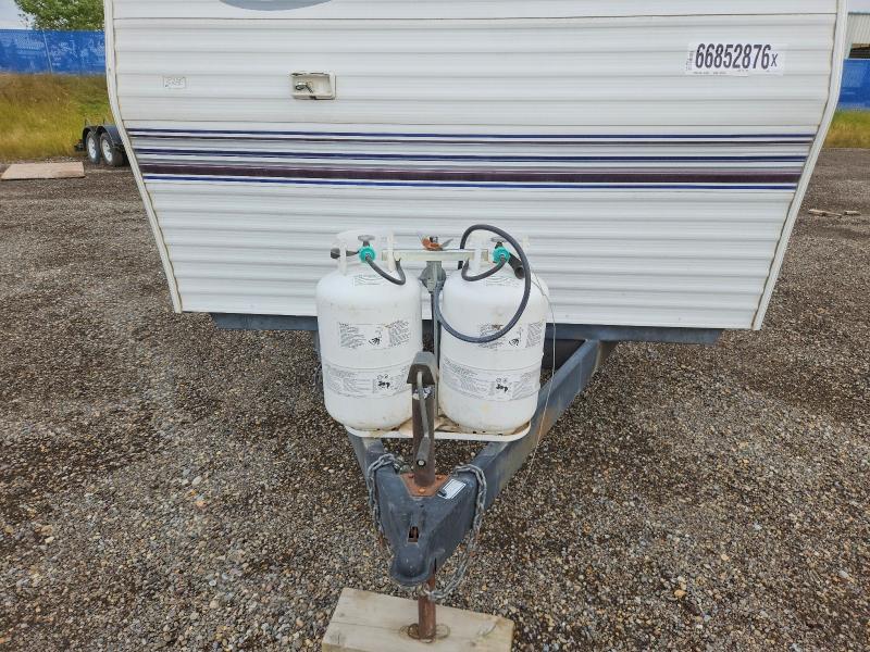 2002 Keystone Hornet VIN 4YDT37D2027306194 COPART salvage auction — HAIL, AB - OOP - ACTIVE, sold $100 on 2026-10-06 (photo 7)